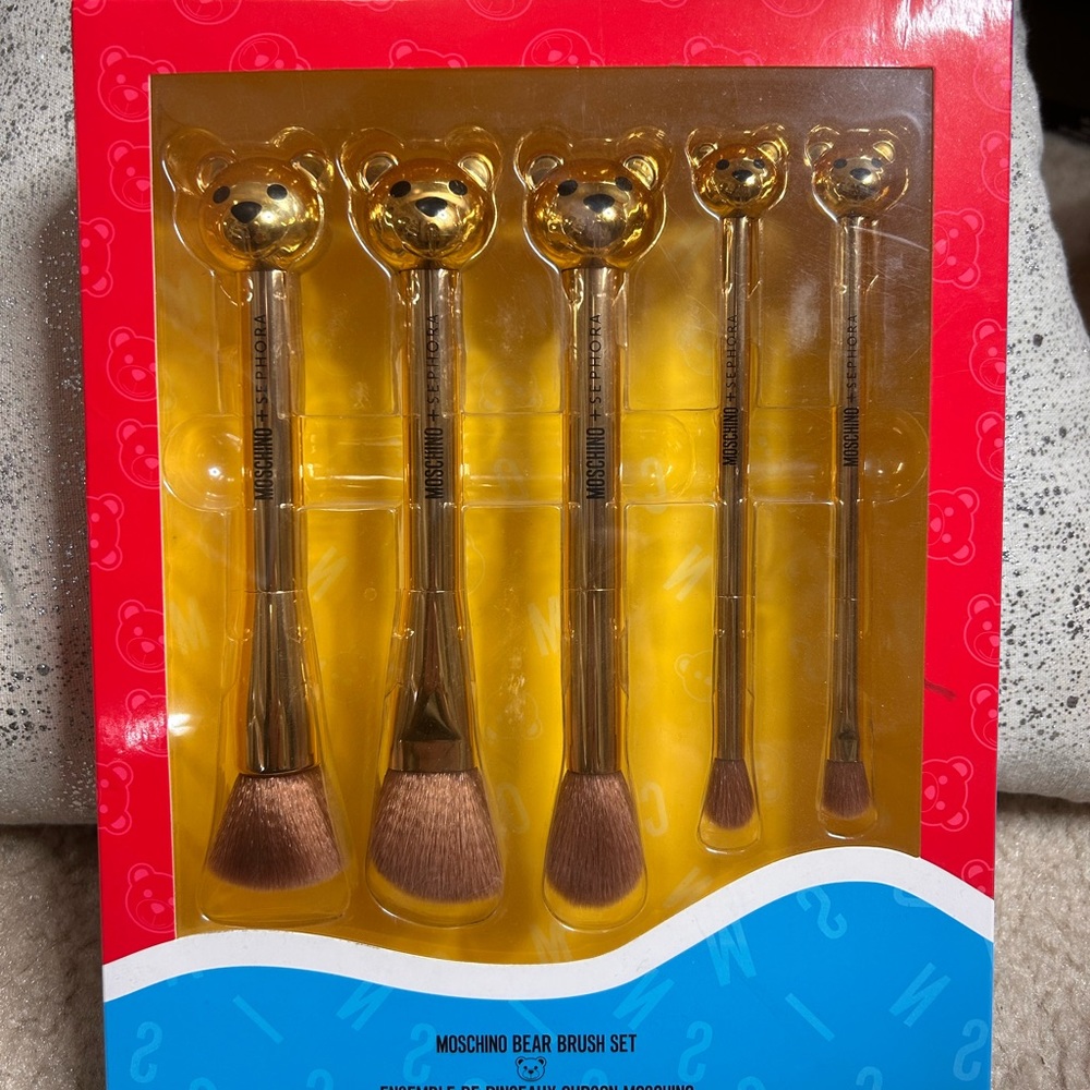 Moschino+Sephora Bear Brush Set